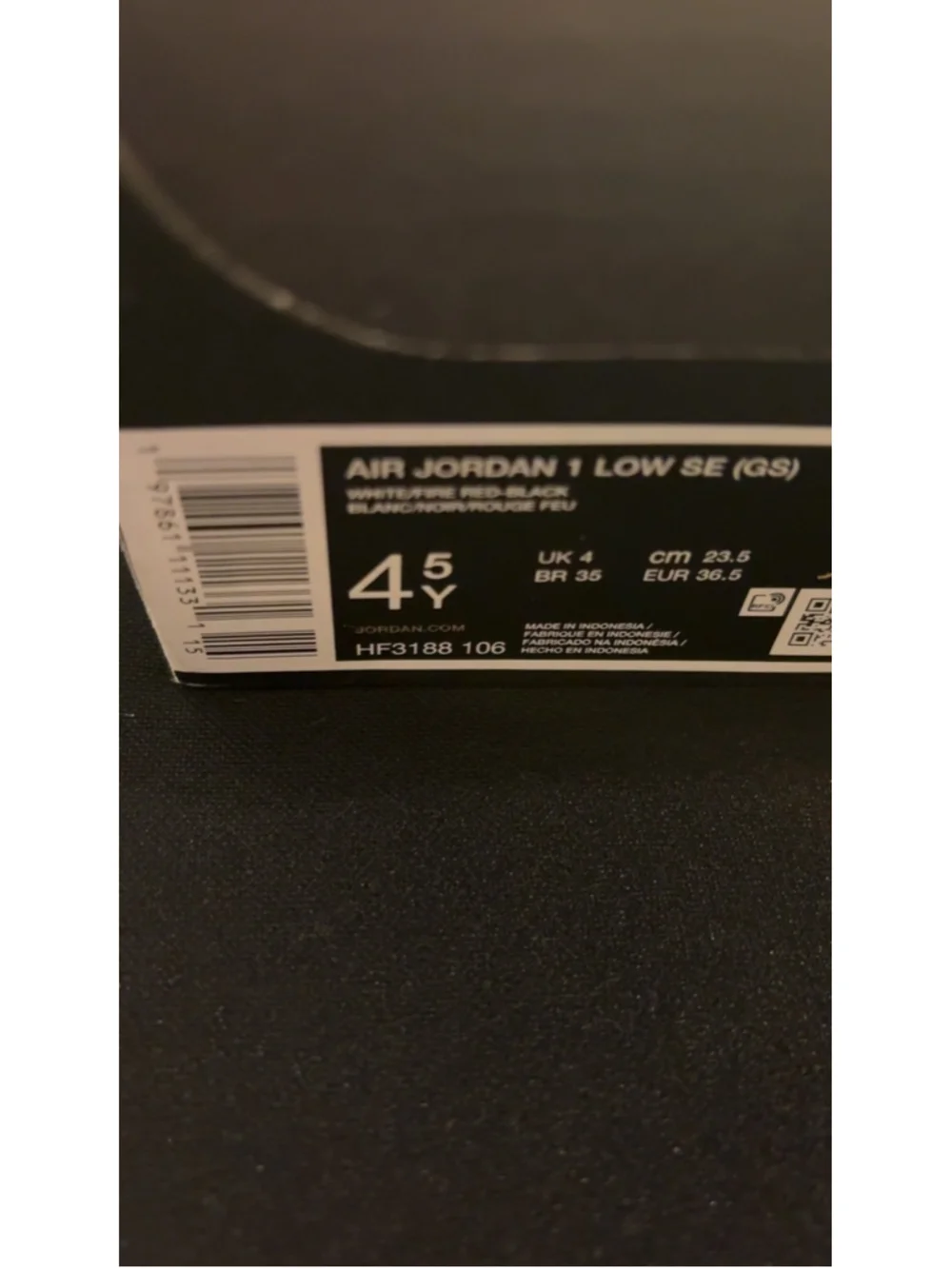 Air Jordan 4 Retro SE GS Tiger Stripes - White/Metallic Gold